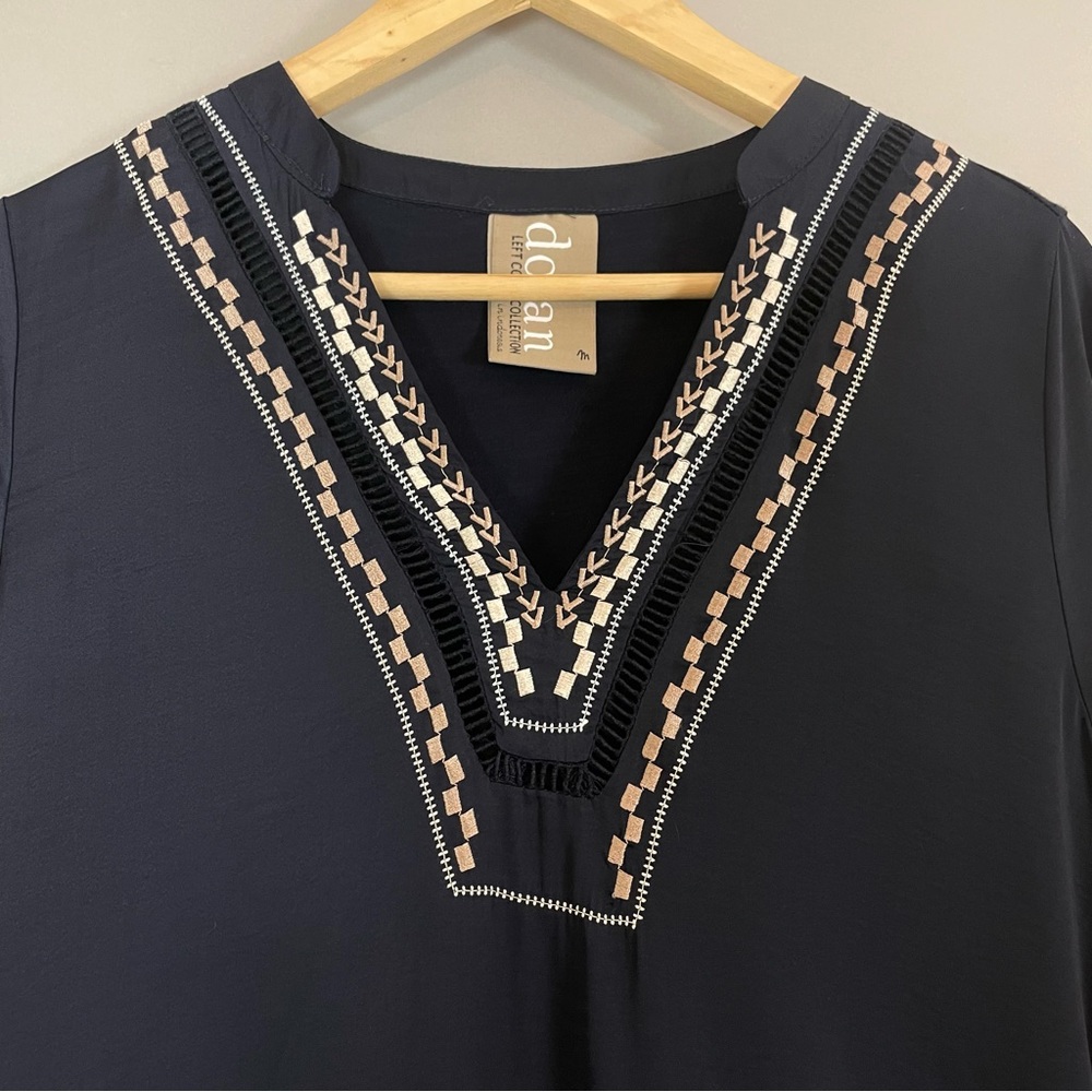 Dolan Anthropologie Top Blouse Embroidered Dark Blue 3/4 Sleeves V-Neck Medium View 5